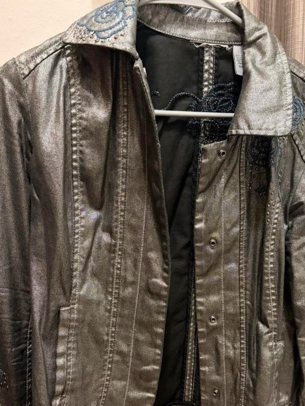 Metallic Silver Jacket - Stylish Lightweight Coat
